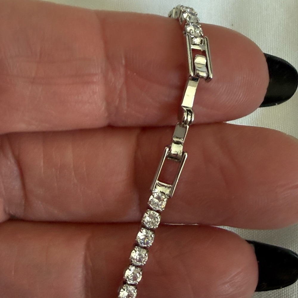 Pink Heart Silver Tennis Bracelet - Picture 4 of 9